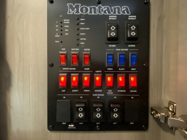 2022 - Keystone - Montana 3231CK  ( Full Montana )