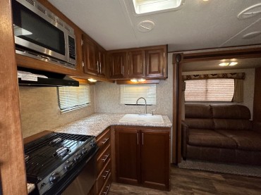 2016 - Forest River - Tracer Air 253 25RK  Rear Kitchen w/10 Point Ins.
