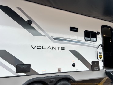 2023 - CrossRoads - Volante 34BH   Triple Slide Bunk Room