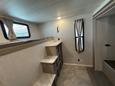 2023 - Forest River - Wildwood 33TSX  Bunks