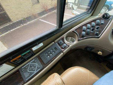 2015 - Thor Motor Coach - Tuscany 44MT  450 h.p. Diesel Pusher
