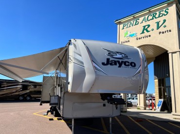 2018 - Jayco - Eagle Series 30.5MBOK  Mid Bunks 