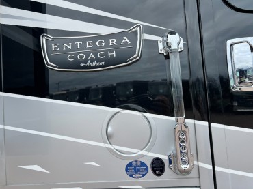 2024 - Entegra - Anthem 44B  Diesel 450 h.p.