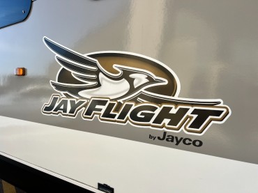 2017 - Jayco - Jay Flight 31QBDS  Front Bunks
