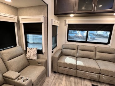 2024 - Forest River - Cedar Creek Champagne 377BH  Full Paint   Mid Bunk