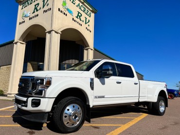 2017 - Ford - F-250 Platinum Dually - Click for Details