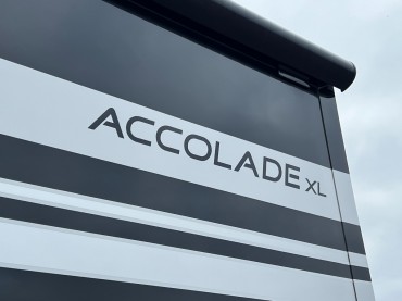 2024 - Entegra - Accolade XL 37M  Diesel Super C
