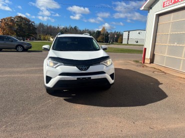 2018 Toyota Rav 4 LE AWD
